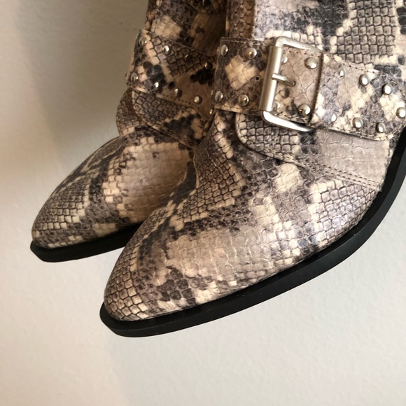 STEVEN BY STEVE MADDEN Harmon Leather Booties - Picture 13 of 16